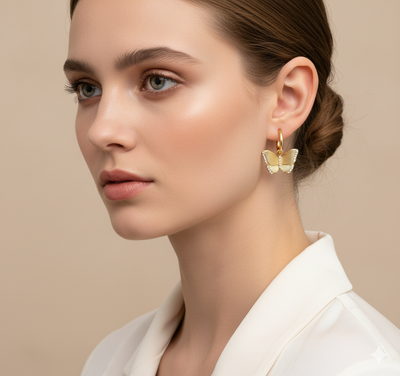 Boucles d'oreilles Papillon incrustée en zircone cubique